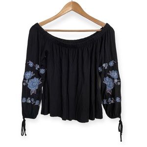 American Eagle Black Embroidered Off-Shoulder Indie Peasant Top Women’s M Boho